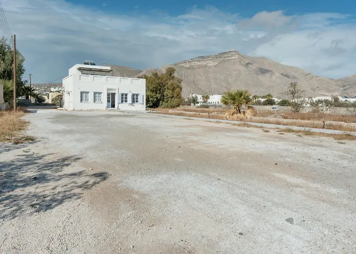 Гостевой дом Aegean Blue Santorini 1