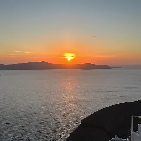 Aegean Blue Santorini 1 Guest house 3*