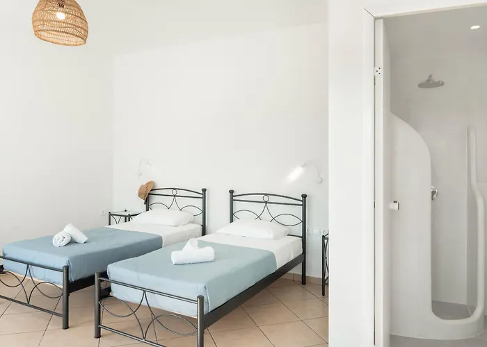 Aegean Blue Santorini 1 Perivólosz